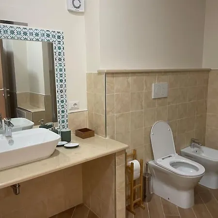 Casa Pomelia דירה *